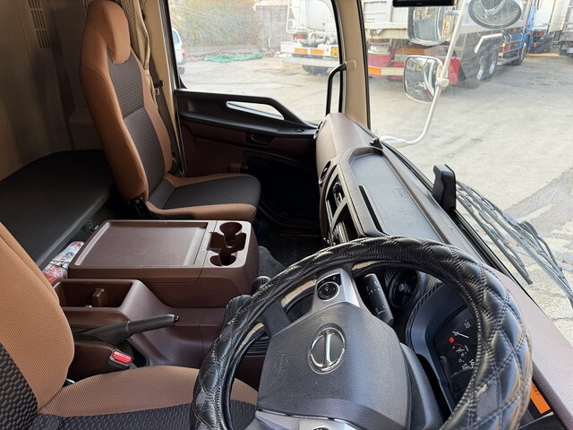 日野レンジャーアルミウイング中型（4t）[写真28]