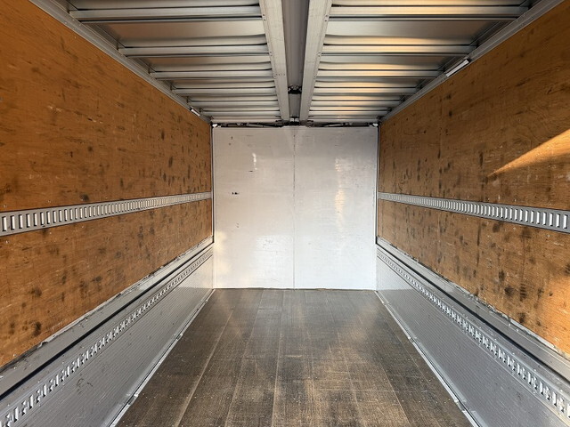 日野レンジャーアルミウイング中型（4t）[写真37]