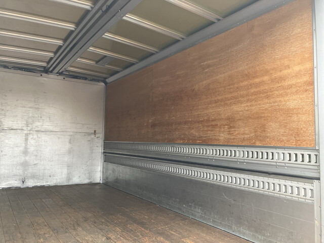 トヨタダイナアルミウイング小型（2t・3t）[写真16]