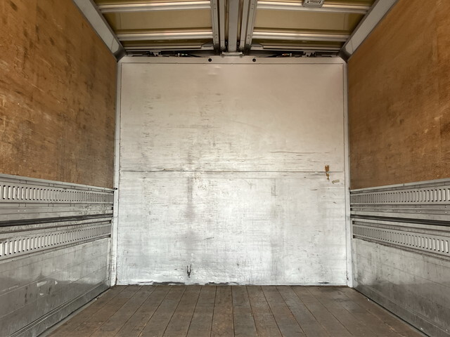 トヨタダイナアルミウイング小型（2t・3t）[写真17]