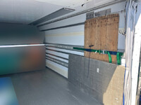 いすゞフォワード冷凍車（冷蔵車）中型（4t）[写真11]