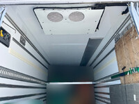 いすゞフォワード冷凍車（冷蔵車）中型（4t）[写真13]