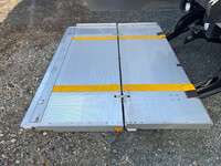 いすゞフォワード冷凍車（冷蔵車）中型（4t）[写真20]