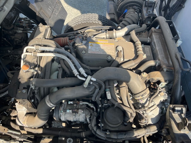 いすゞフォワード冷凍車（冷蔵車）中型（4t）[写真27]