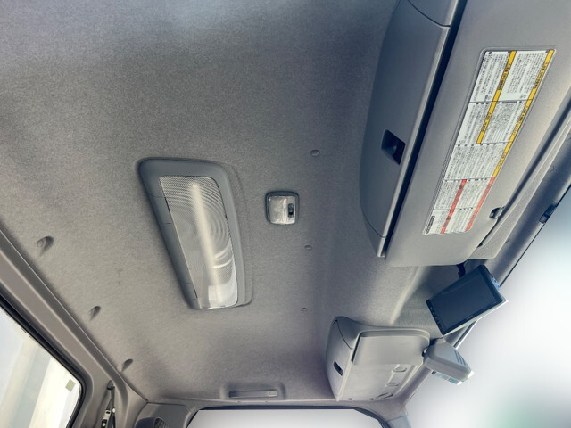 いすゞフォワード冷凍車（冷蔵車）中型（4t）[写真32]