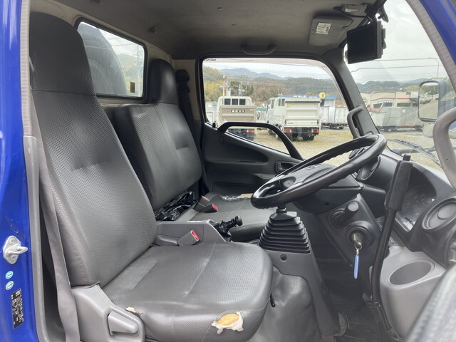 日野デュトロ高所作業車小型（2t・3t）[写真30]