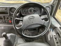 日野デュトロ高所作業車小型（2t・3t）[写真34]