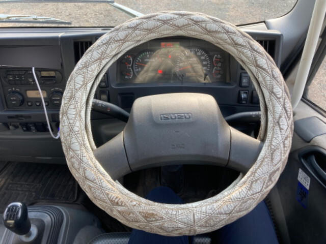 いすゞフォワード深ダンプ（土砂禁ダンプ）中型（4t）[写真34]