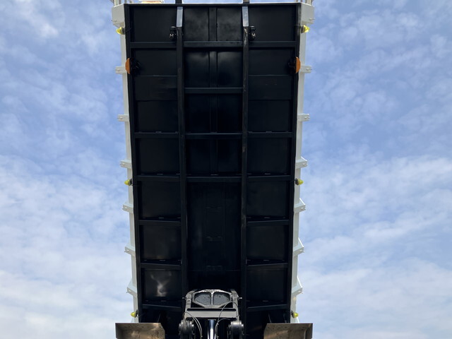 日野プロフィア深ダンプ（土砂禁ダンプ）大型（10t）[写真18]