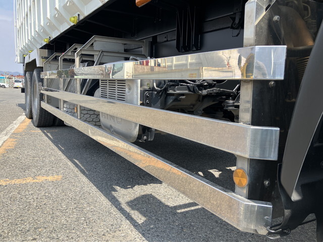 日野プロフィア深ダンプ（土砂禁ダンプ）大型（10t）[写真23]