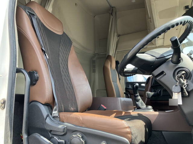 日野プロフィア深ダンプ（土砂禁ダンプ）大型（10t）[写真34]