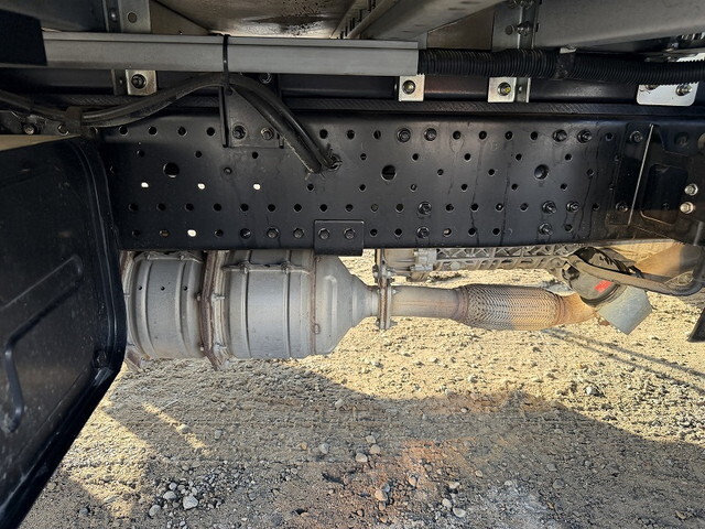 いすゞエルフアルミウイング小型（2t・3t）[写真26]