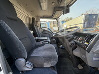 いすゞエルフアルミウイング小型（2t・3t）[写真30]