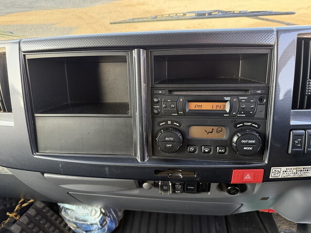 いすゞエルフアルミウイング小型（2t・3t）[写真31]