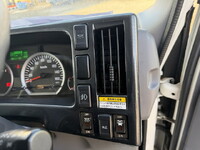 いすゞエルフアルミウイング小型（2t・3t）[写真35]