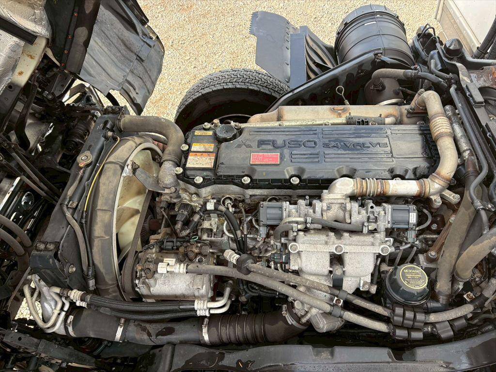 三菱ふそうファイター冷凍車（冷蔵車）中型（4t）[写真16]