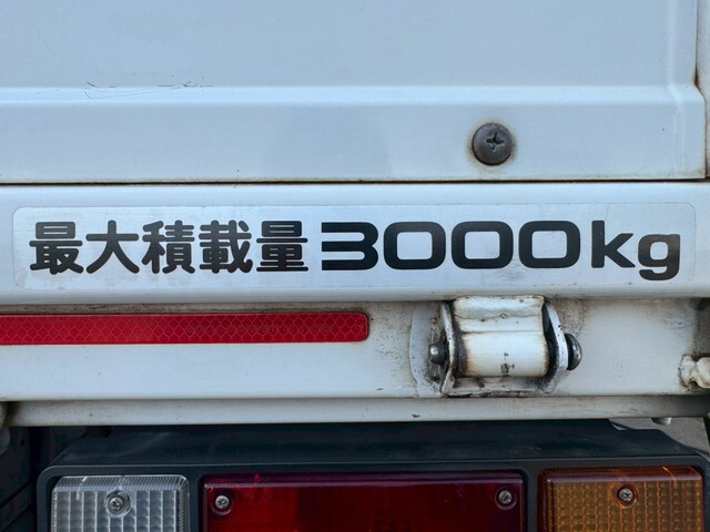 マツダタイタン平ボディ小型（2t・3t）[写真17]