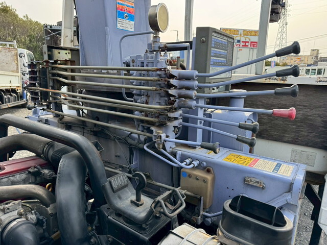 トヨタダイナクレーン4段小型（2t・3t）[写真23]