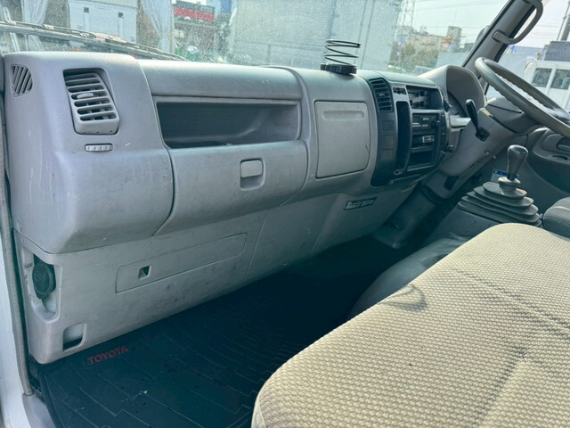 トヨタダイナクレーン4段小型（2t・3t）[写真33]