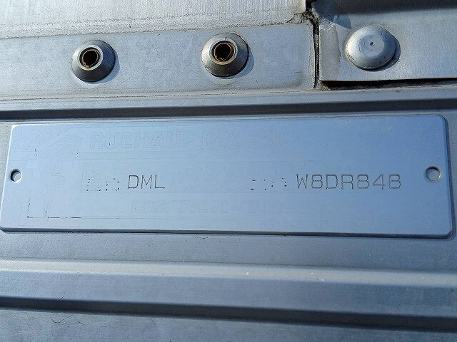 UDトラックスクオンアルミウイング大型（10t）[写真11]