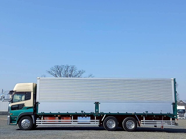 UDトラックスクオンアルミウイング大型（10t）[写真12]