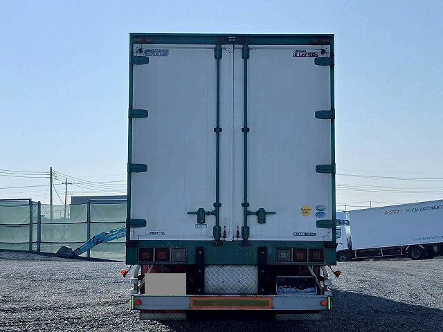 UDトラックスクオンアルミウイング大型（10t）[写真13]