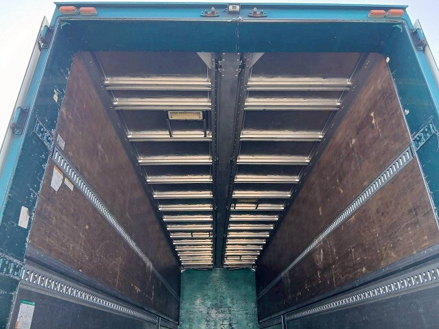 UDトラックスクオンアルミウイング大型（10t）[写真09]