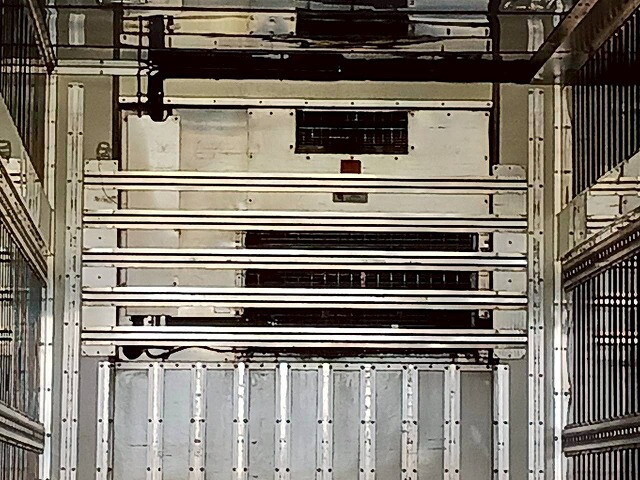 その他のメーカーその他の車種冷蔵冷凍トレーラー大型（10t）[写真16]