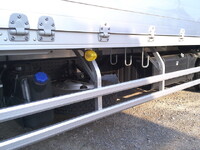 いすゞフォワードアルミウイング中型（4t）[写真11]