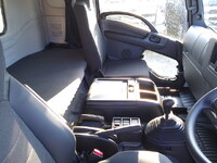 いすゞフォワードアルミウイング中型（4t）[写真26]