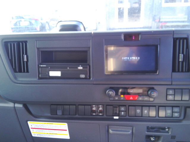 いすゞフォワードアルミウイング中型（4t）[写真27]