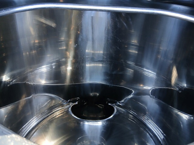 三菱ふそうスーパーグレートタンク車（タンクローリー）大型（10t）[写真18]