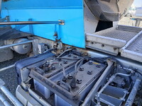 三菱ふそうスーパーグレートタンク車（タンクローリー）大型（10t）[写真29]