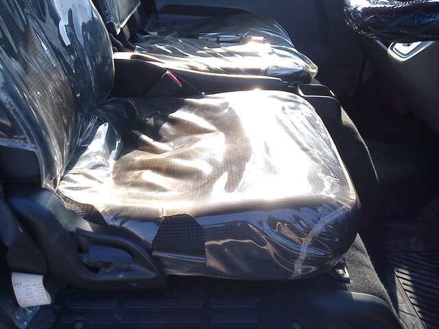 三菱ふそうキャンター平ボディ小型（2t・3t）[写真20]