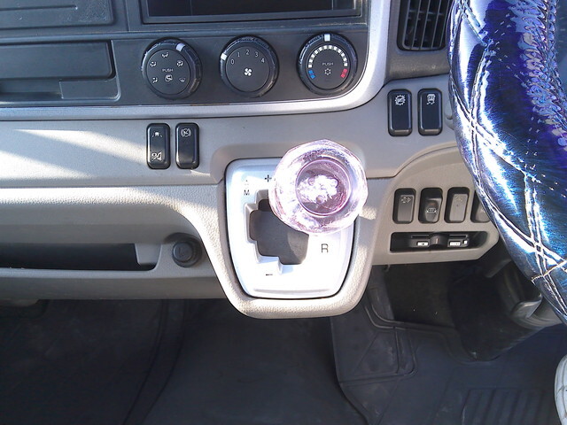 三菱ふそうキャンター平ボディ小型（2t・3t）[写真29]