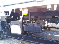 三菱ふそうキャンター平ボディ小型（2t・3t）[写真10]