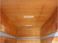 いすゞエルフパネルバン小型（2t・3t）[写真13]