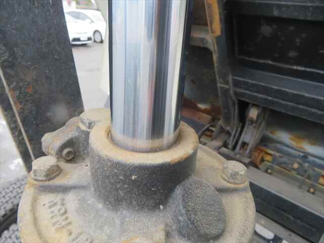 いすゞフォワードダンプ中型（4t）[写真26]