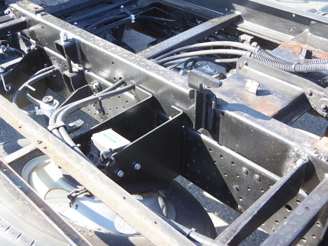 いすゞエルフセーフティローダー小型（2t・3t）[写真09]