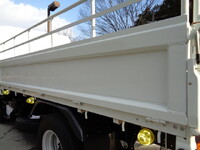 三菱ふそうキャンター平ボディ小型（2t・3t）[写真17]