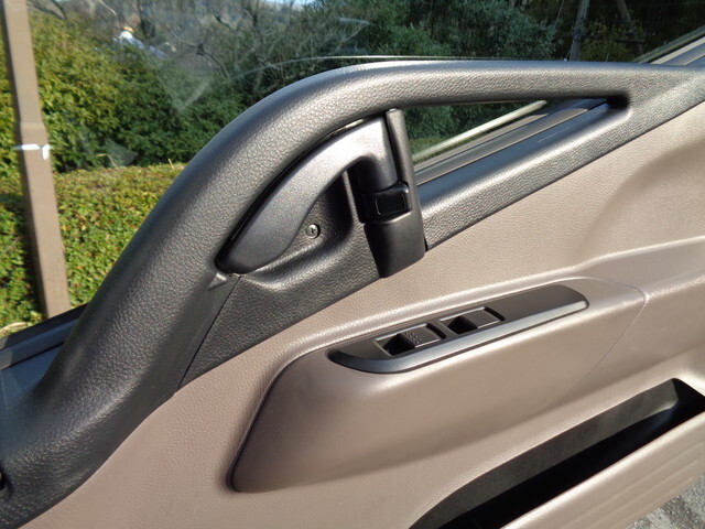 三菱ふそうキャンター平ボディ小型（2t・3t）[写真38]