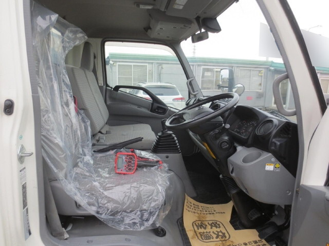 トヨタトヨエースクレーン3段小型（2t・3t）[写真13]