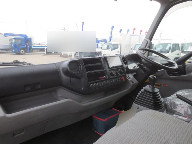 トヨタトヨエースクレーン3段小型（2t・3t）[写真14]