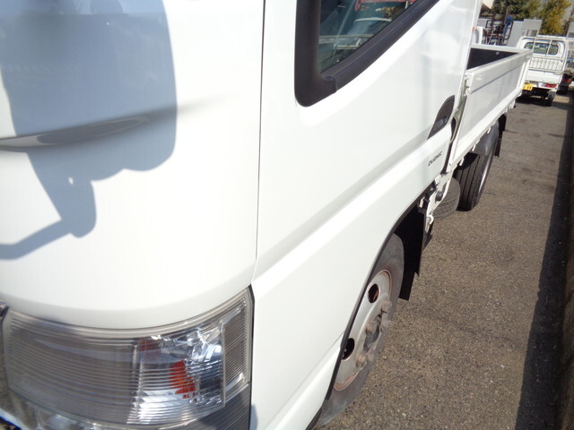 その他のメーカーキャンター平ボディ小型（2t・3t）[写真18]