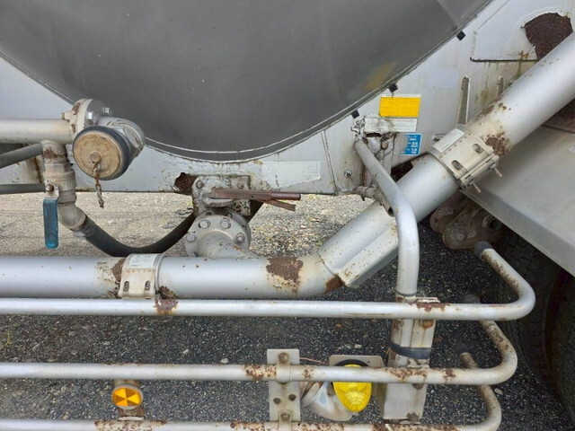 その他のメーカーその他の車種トレーラー（セミトレーラー）大型（10t）[写真20]