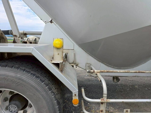 その他のメーカーその他の車種トレーラー（セミトレーラー）大型（10t）[写真26]