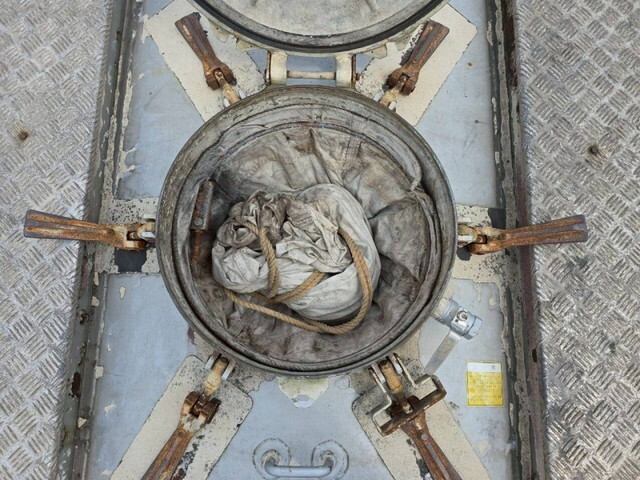 その他のメーカーその他の車種トレーラー（セミトレーラー）大型（10t）[写真32]