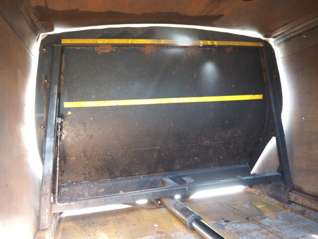 日野デュトロパッカー車（塵芥車）小型（2t・3t）[写真13]