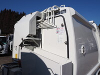 日野デュトロパッカー車（塵芥車）小型（2t・3t）[写真32]