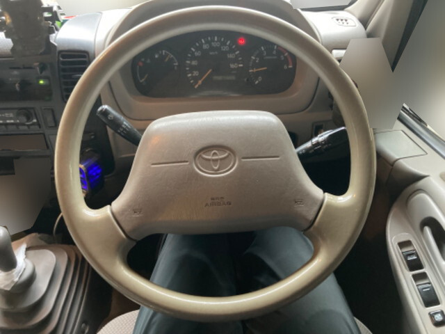 トヨタダイナ平ボディ小型（2t・3t）[写真22]